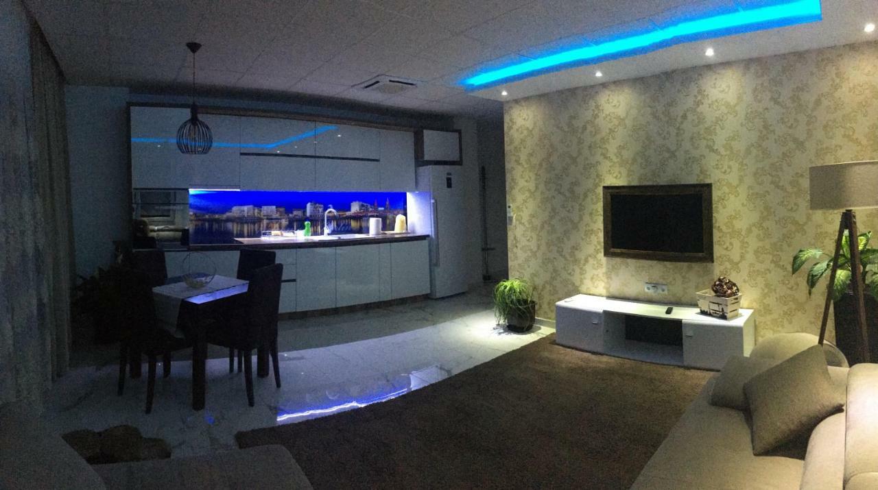 Gradiska Apartamento Exterior foto