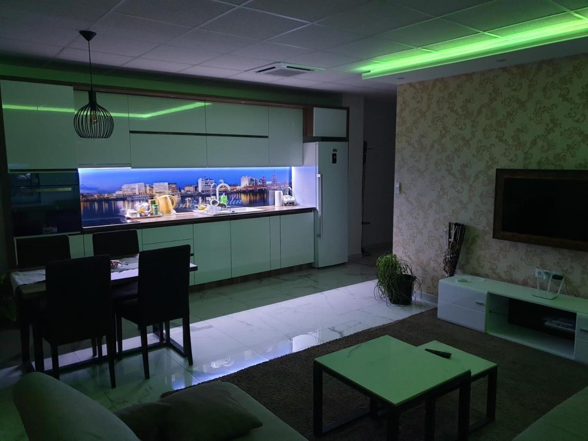 Gradiska Apartamento Exterior foto
