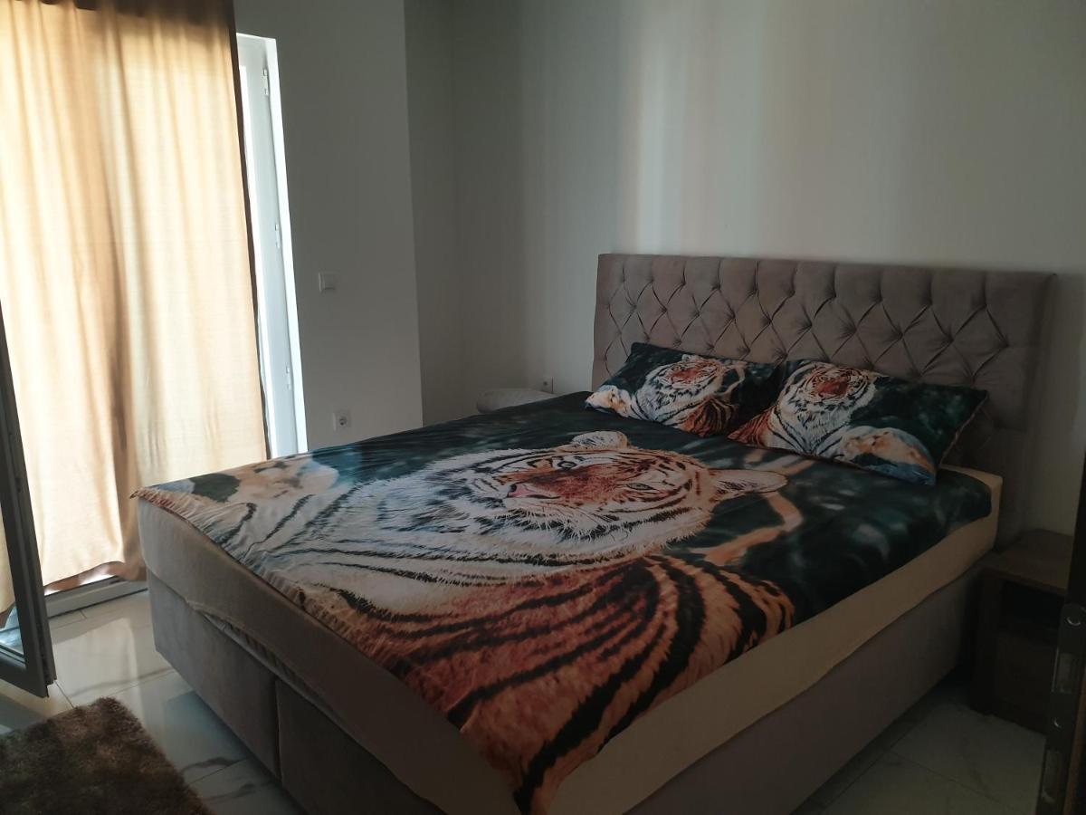 Gradiska Apartamento Exterior foto